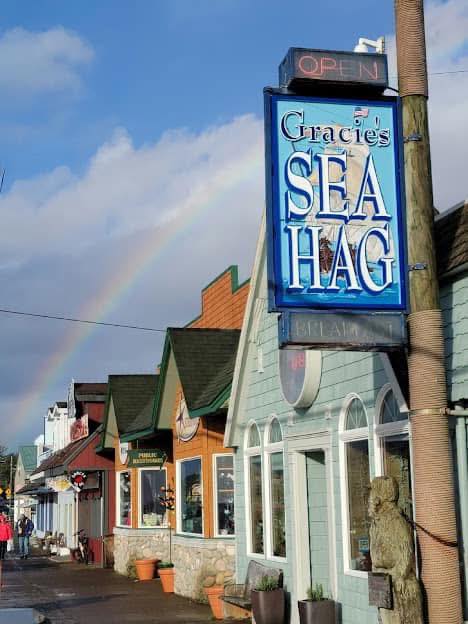 A Bowl of Chowder & The Sound of the Harbor: My Stop at Gracie’s Sea Hag