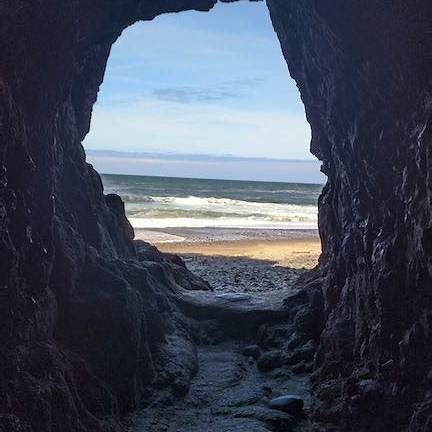 Visiting Oceanside & Tunnel Beach, Oregon