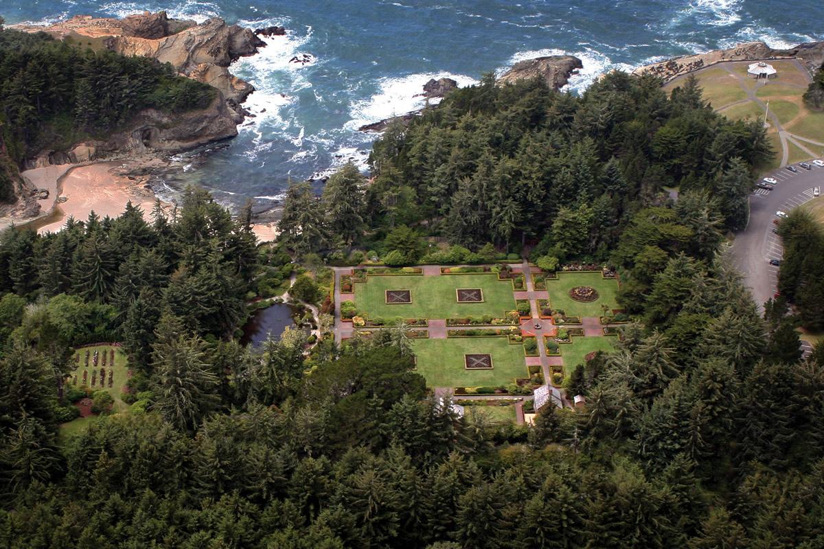 Top Three Must-Visit Attractions on the Oregon Coast