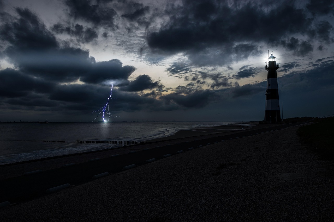 Storm Is Coming: Photographing Oregon Coast Lighthouses Before the Fall Weather Arrives