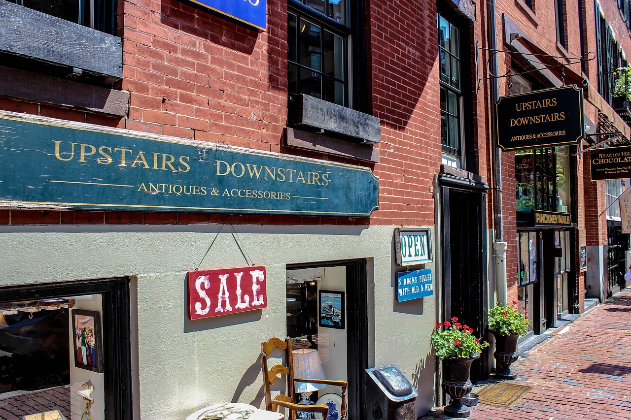 Treasure Hunting Highway 101: 3 of the Best Antique Stores on the Oregon Coast