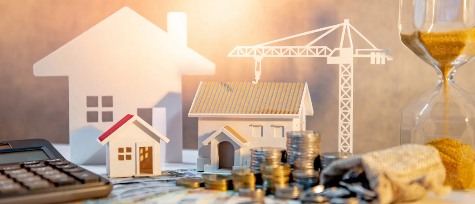 Expand your portfolio using DSCR to transition to commercial real estate hero image