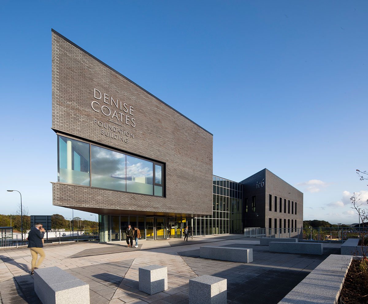 keele university innovation hub 1200px
