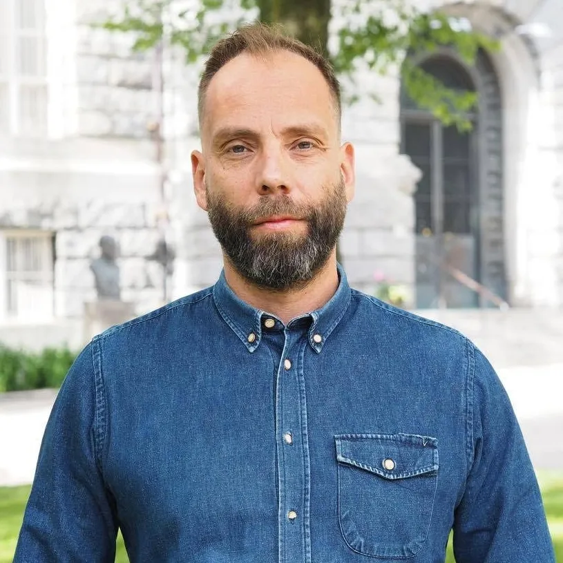 tarje haakstad, co-founder of Døgnvill Burger