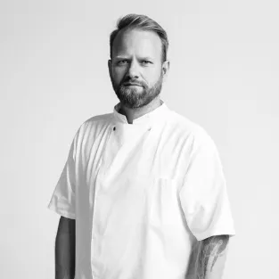 tom victor gausdal, executive head chef of Eik&Friends