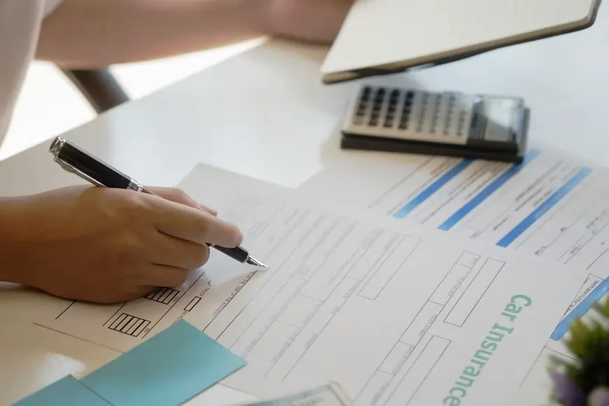 Cuánto Tiempo Tarda la Aseguradora en Pagar: Plazos Legales y Qué Hacer Si Se Demoran