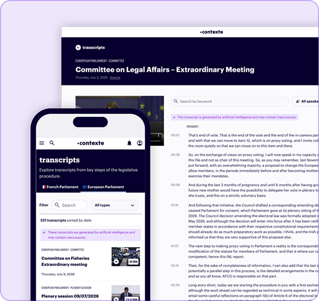 Capture d'écran d'une application mobile et desktop affichant des transcriptions de réunions parlementaires.