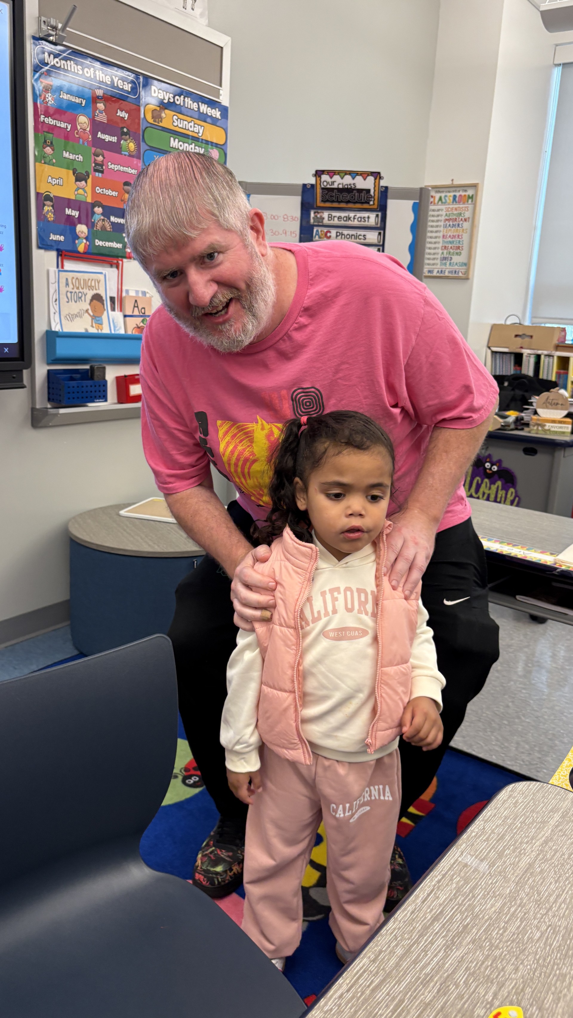 A man & kid photo with smiling 