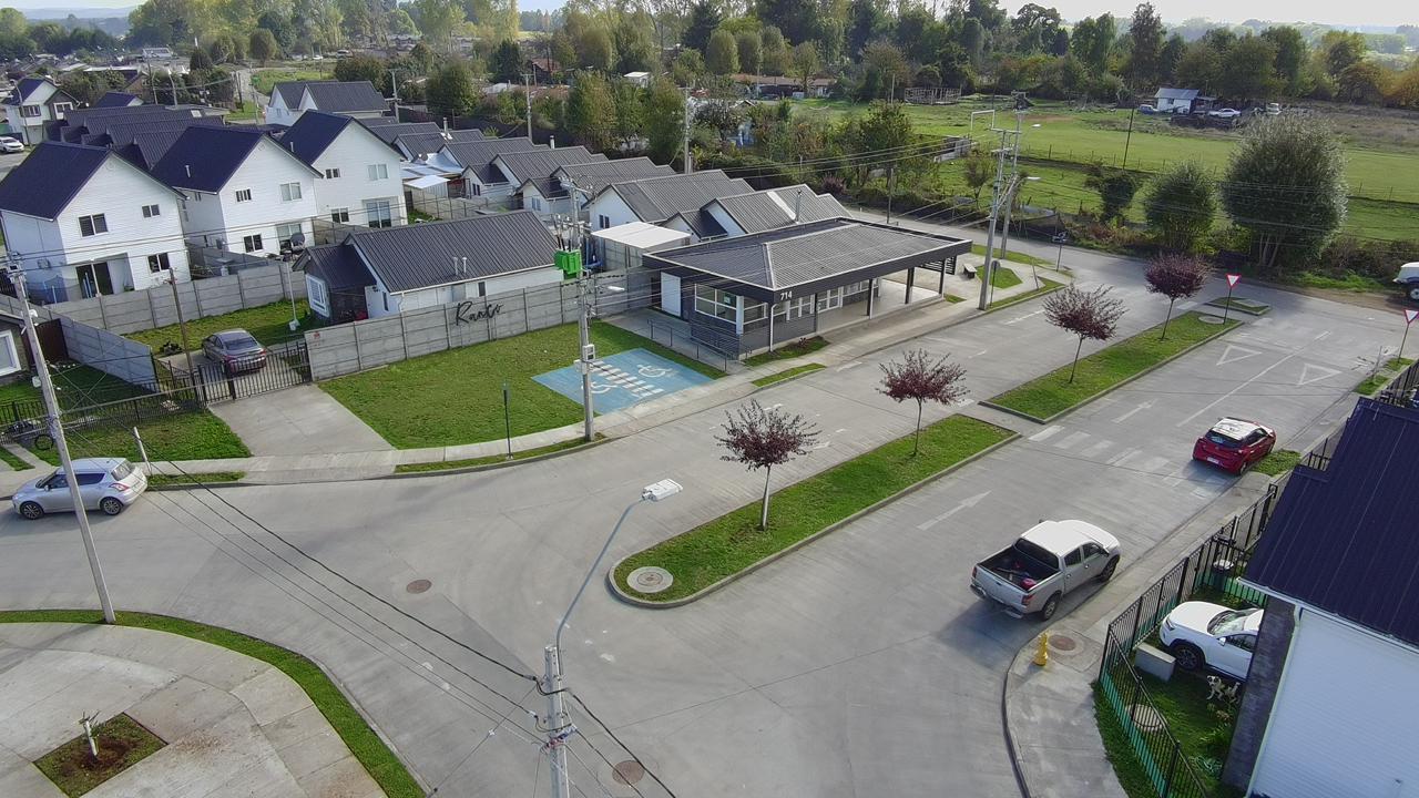 Amplio Local Comercial en Esquina cerca nuevo Hospital