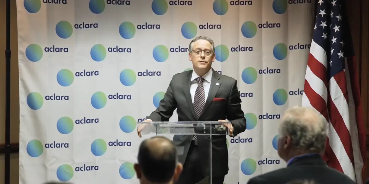  Claus Daniel, Argonne National Laboratory, speaks at Aclara's separation pilot plant inauguration