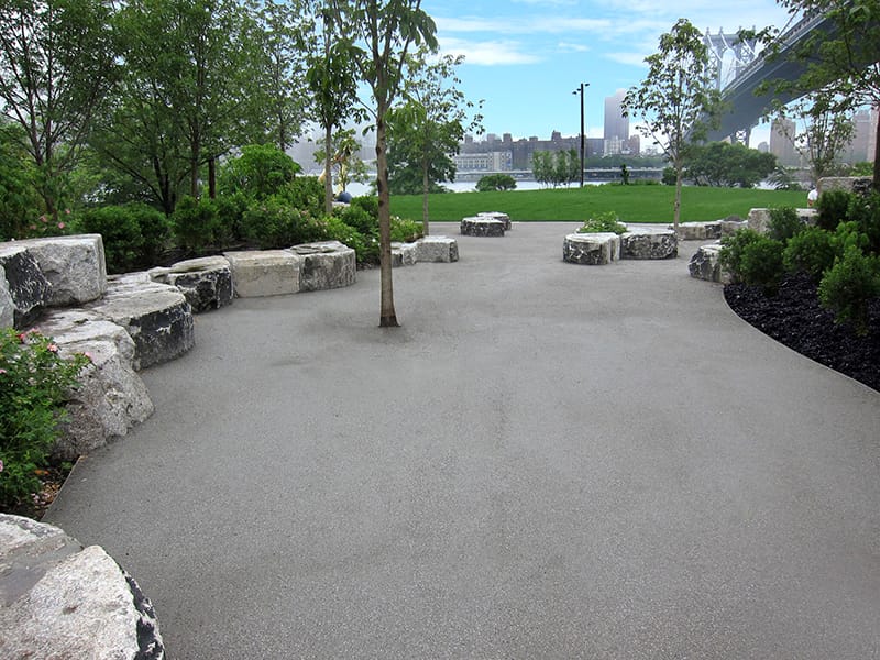 Pathway in Brooklyn Bridge Park with Oganic-Lock Granite Stabilizer