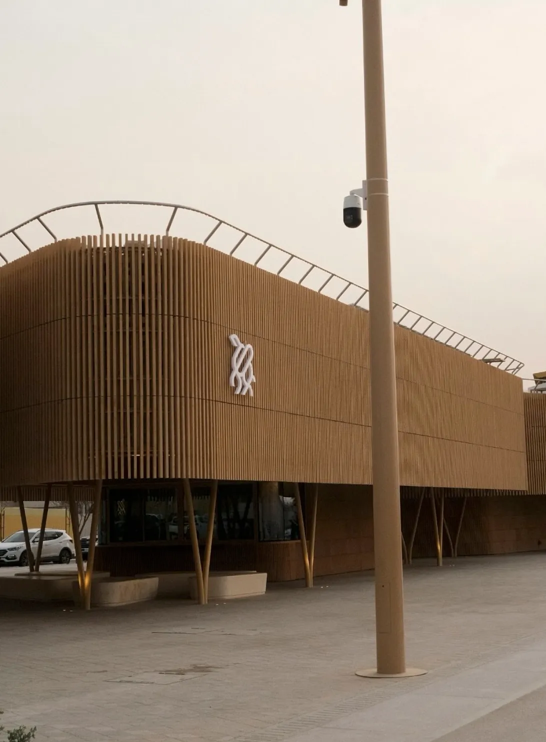Camel Step - Sport Boulevard Promenade