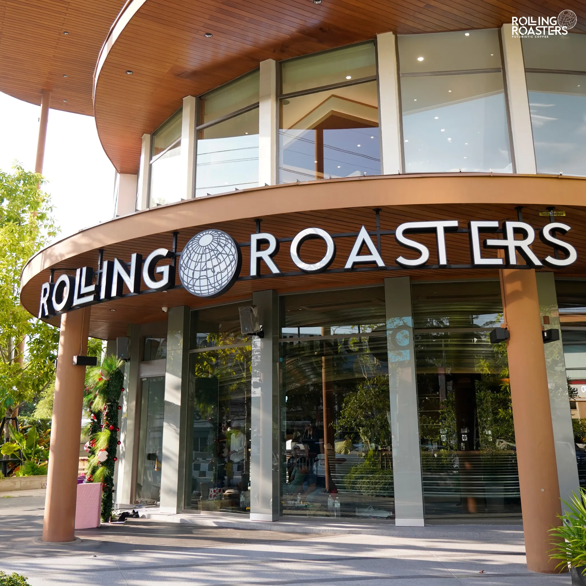 Rolling Roasters - Charn At The Avenue