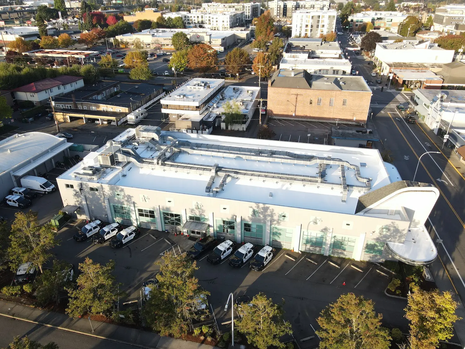 Fully restored flat roof applied by Flat Roof Pros roofing contractor.