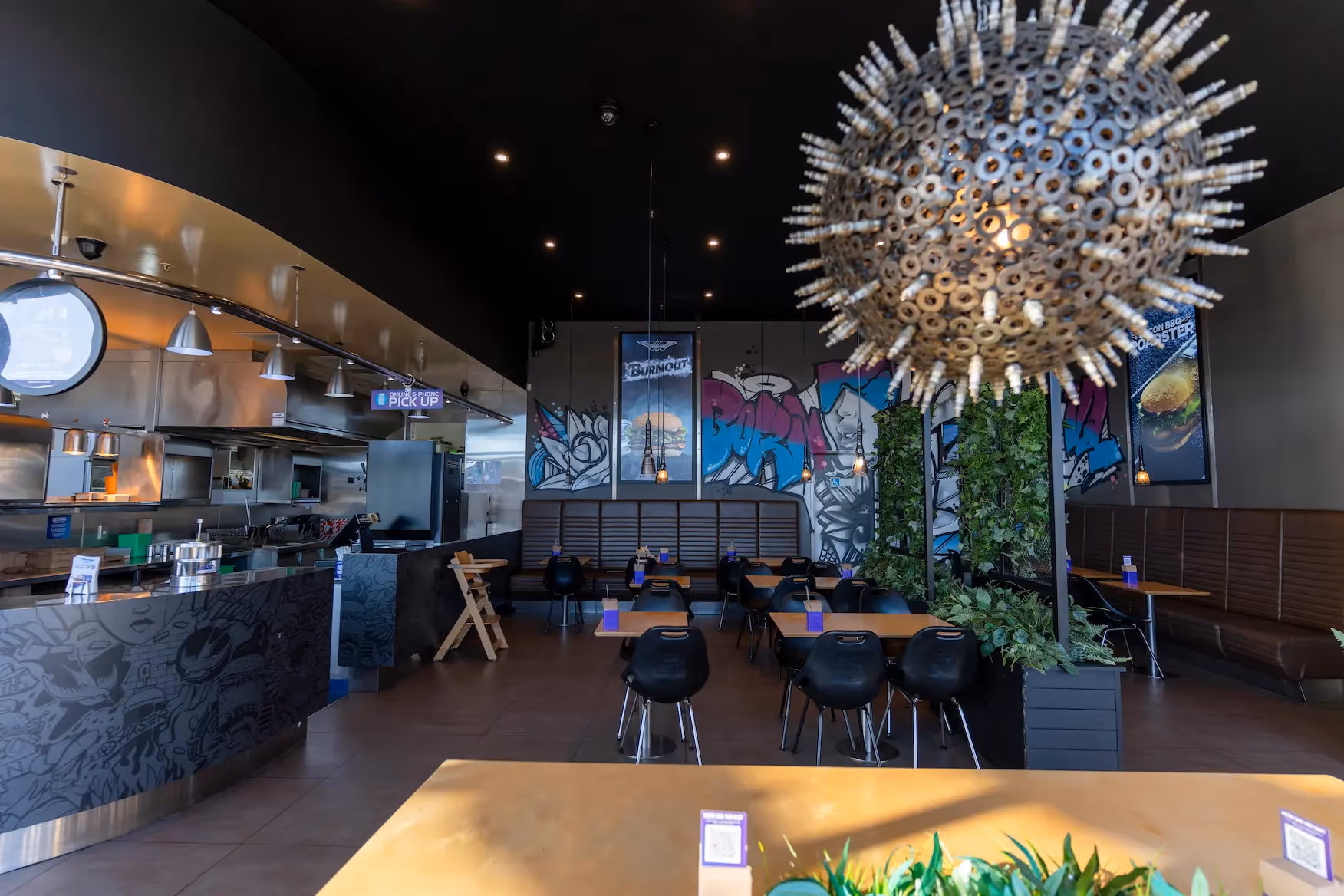 BurgerFuel Bush Inn interior