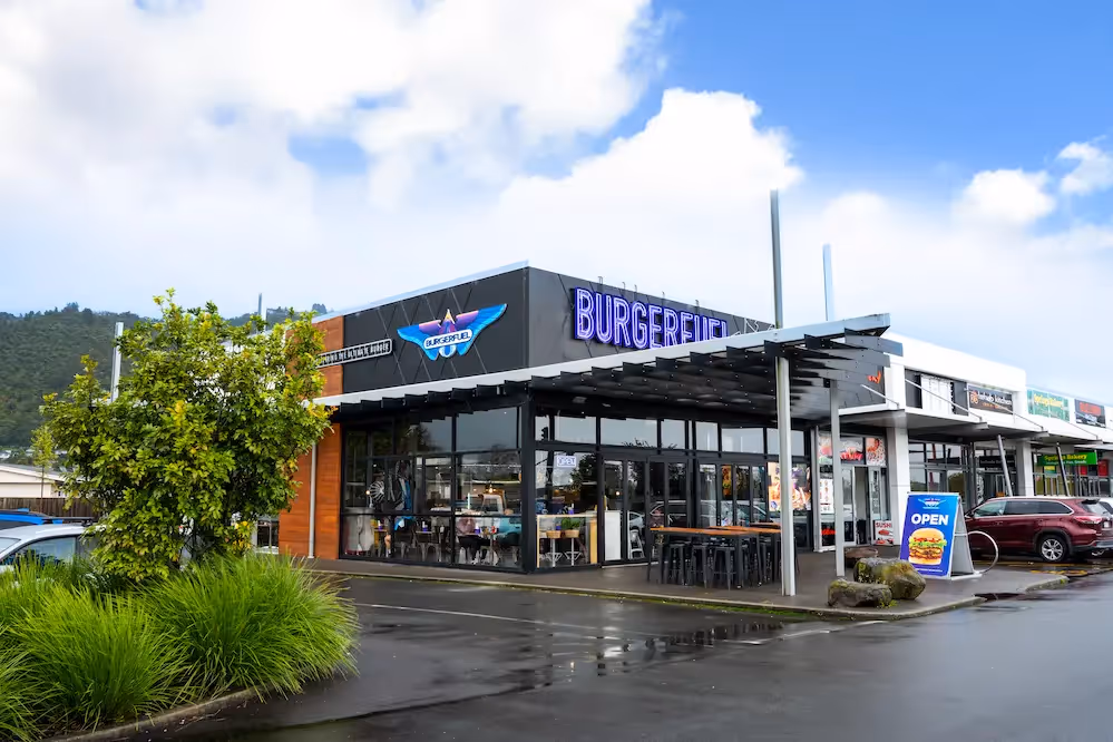 BurgerFuel Fairy Springs storefront