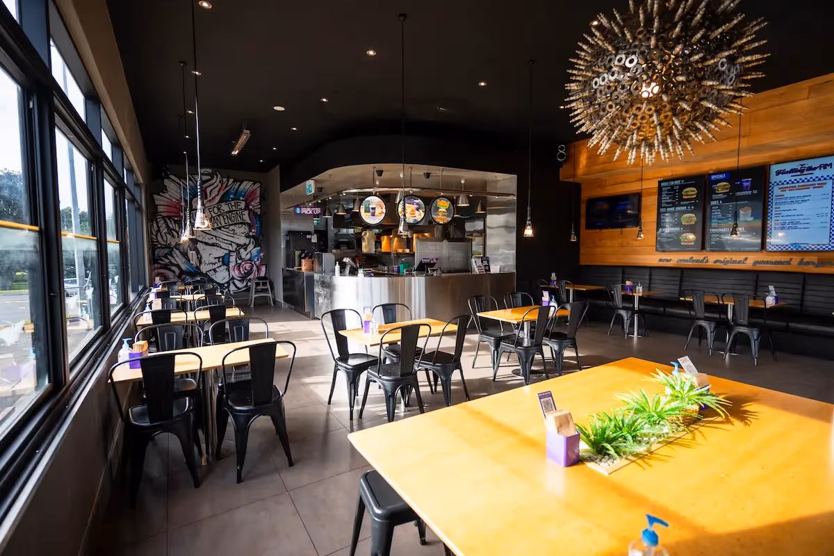 BurgerFuel Mt Wellington interior 