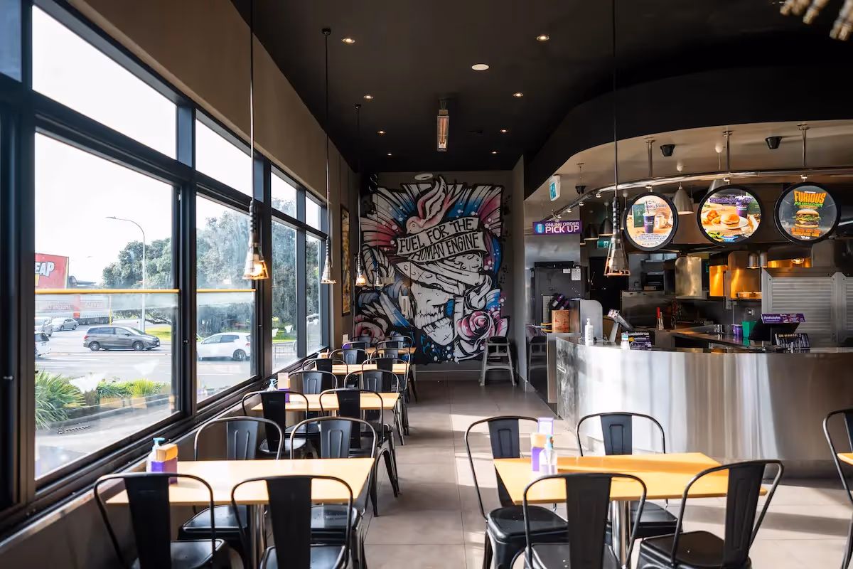 BurgerFuel Mt Wellington interior 