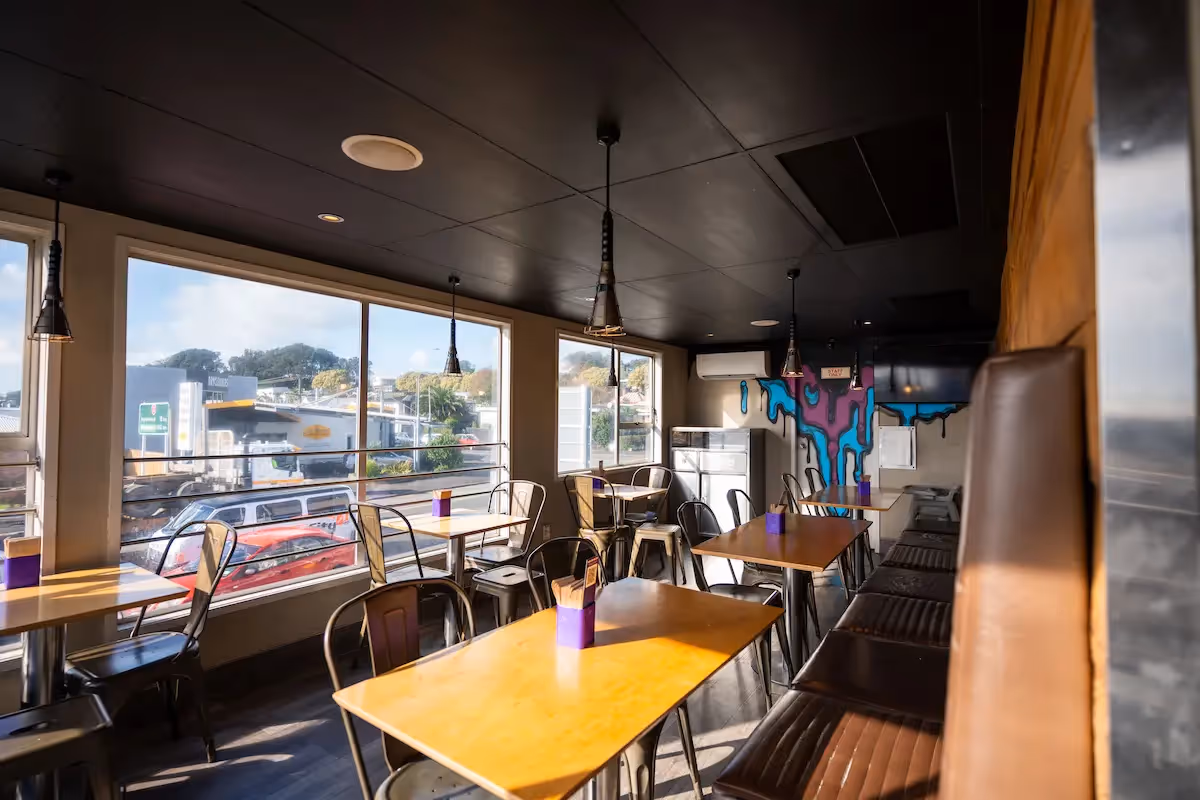 BurgerFuel New Plymouth interior