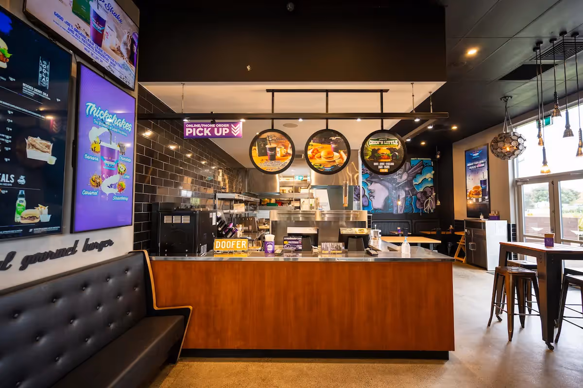 BurgerFuel Papamoa interior 1