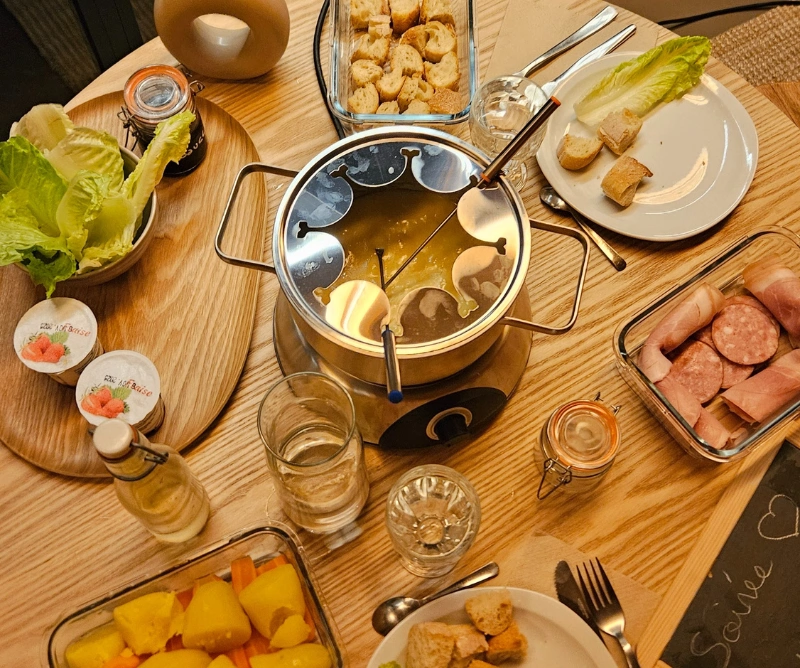 Raclette and fondues - Cabanes de Salagnac