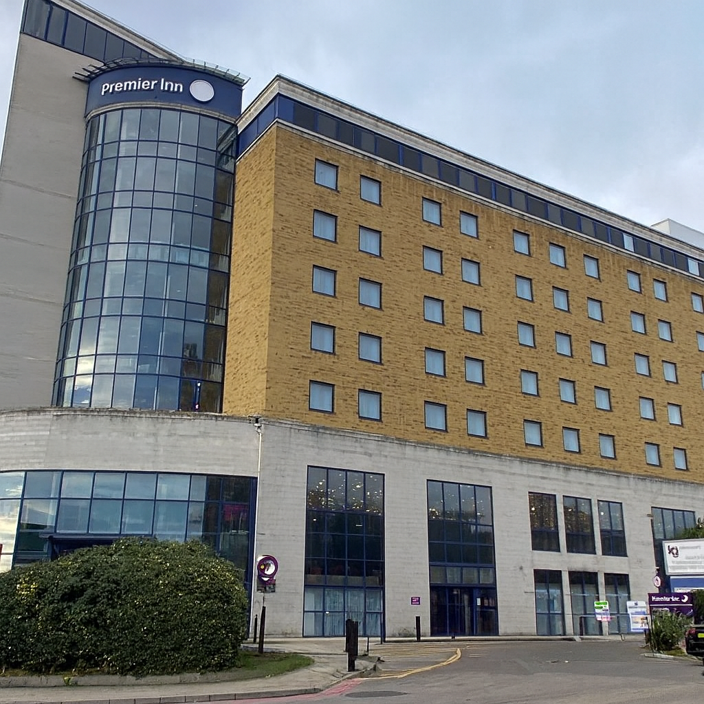 Premier Inn Newbury Park 