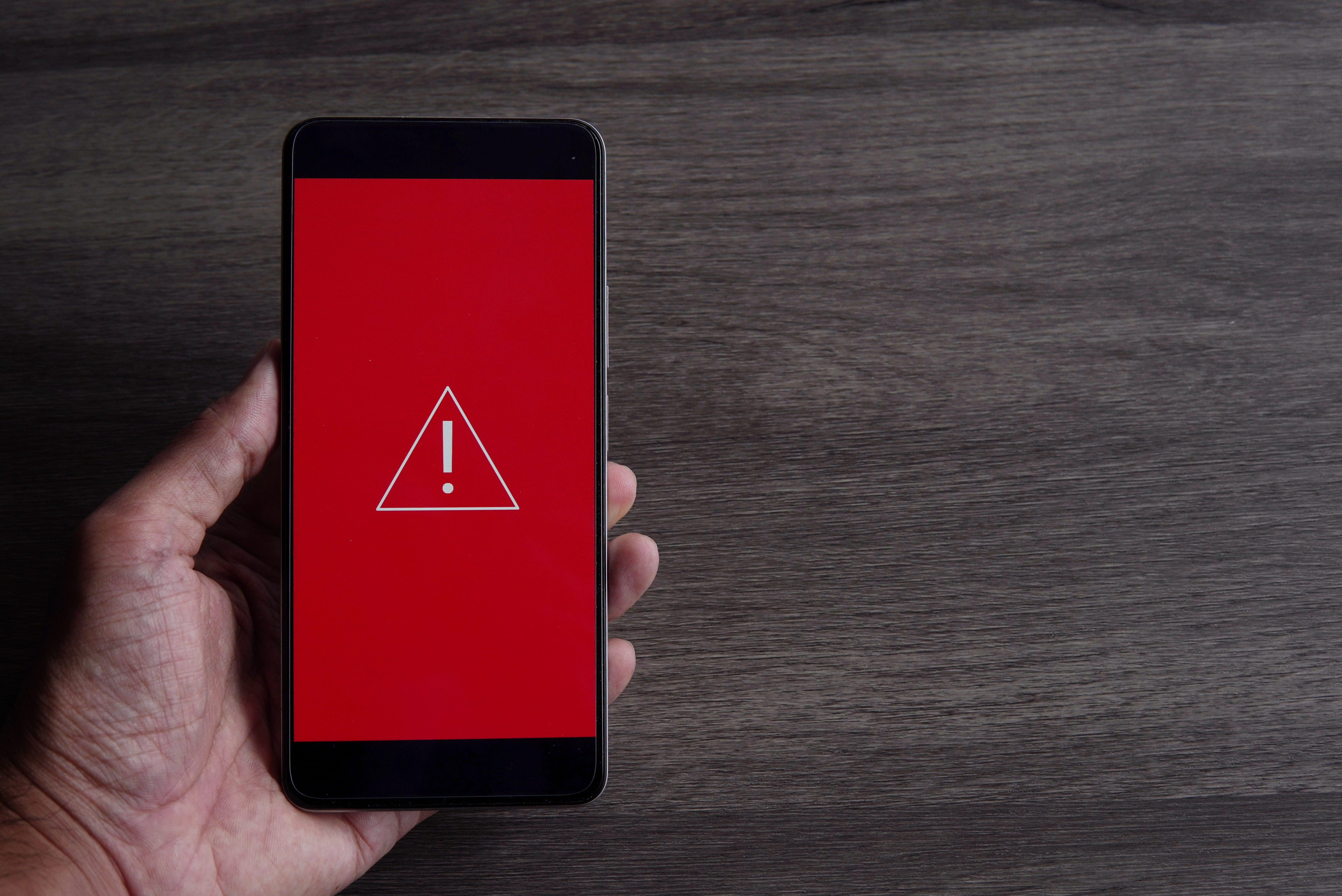 Actualizaciones pendientes en tu celular: riesgo invisible para tu información
