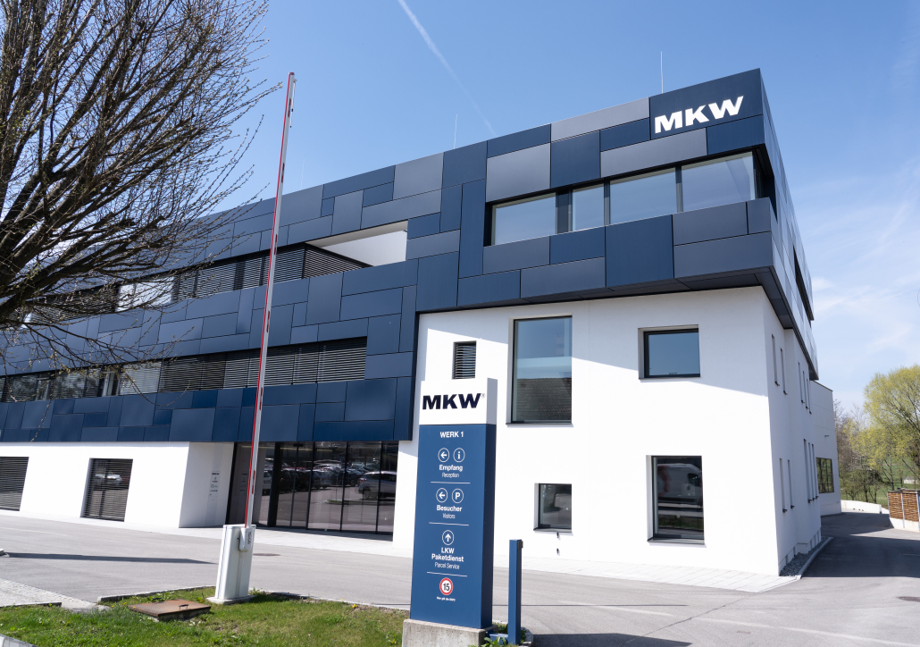 Sustainable Hall Conditioning für ganzjährig behagliche Arbeitsplätze bei MKW