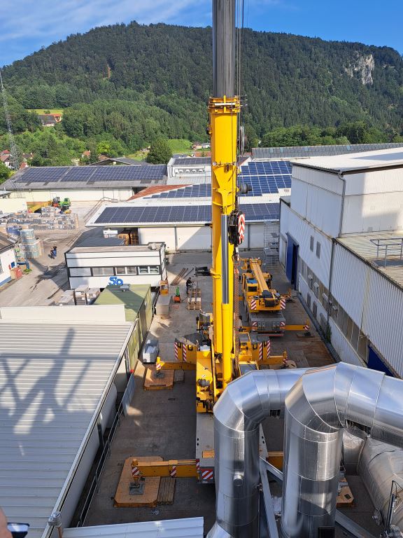 Anlieferung des neuen Wärmetauschers bei Stoelzle Oberglas