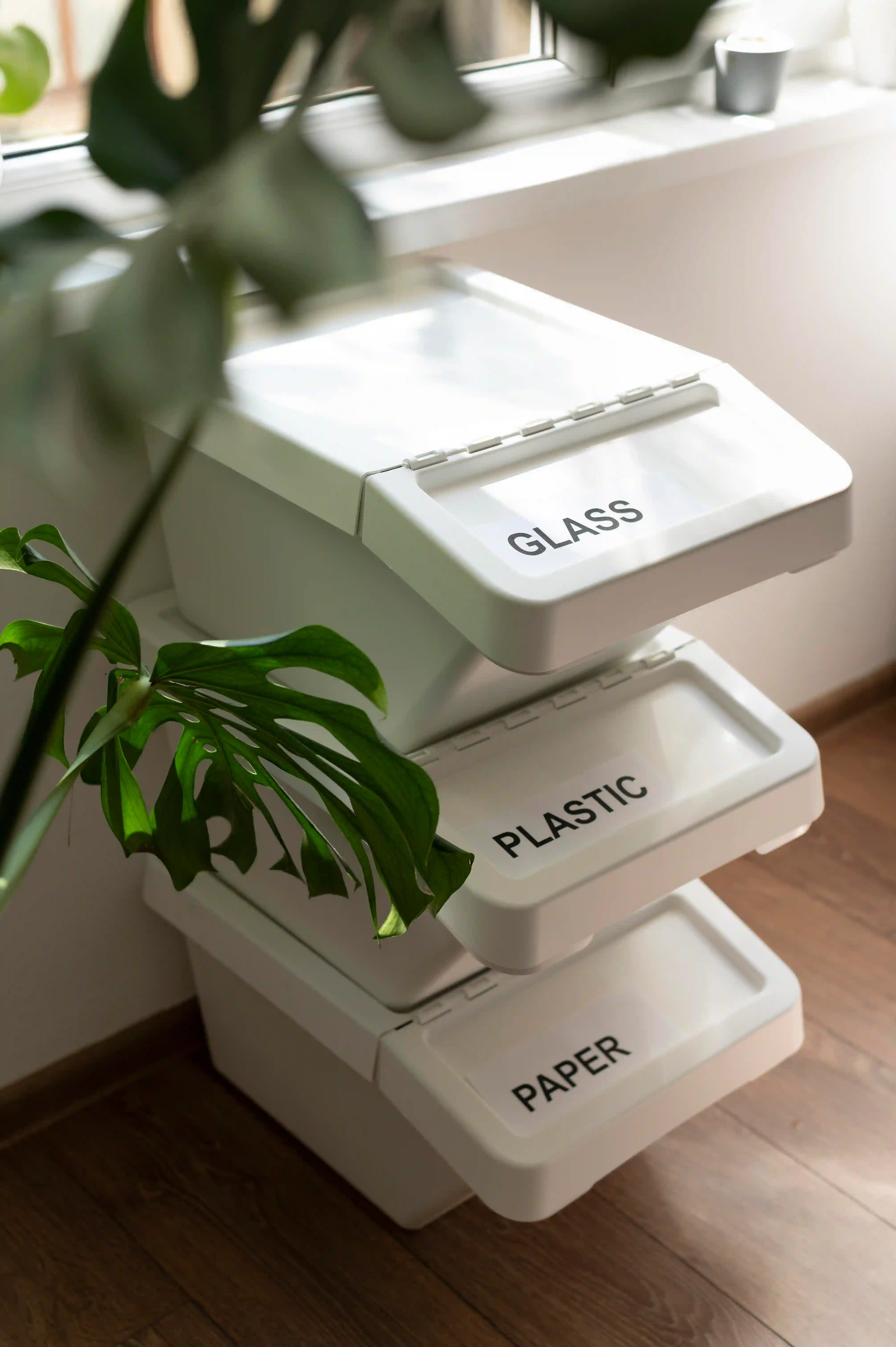 Buque portacontenedores en ruta desde China como parte de un modelo de importación estructurado hacia América Latina.