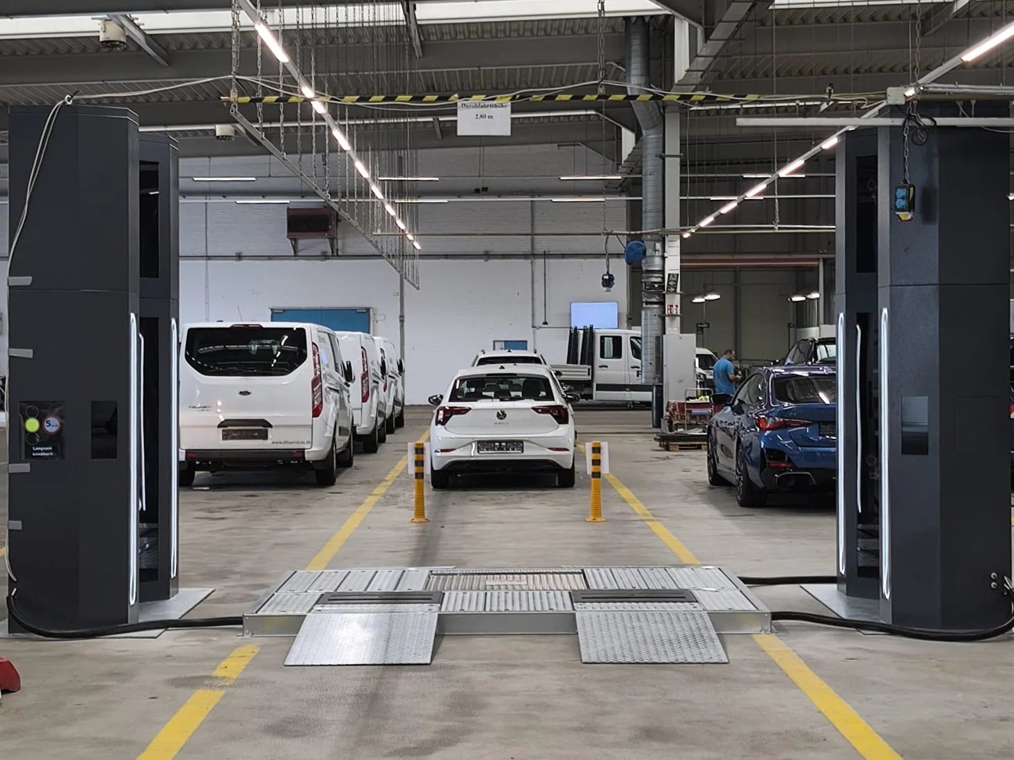 a vehicle scanner in a workshop