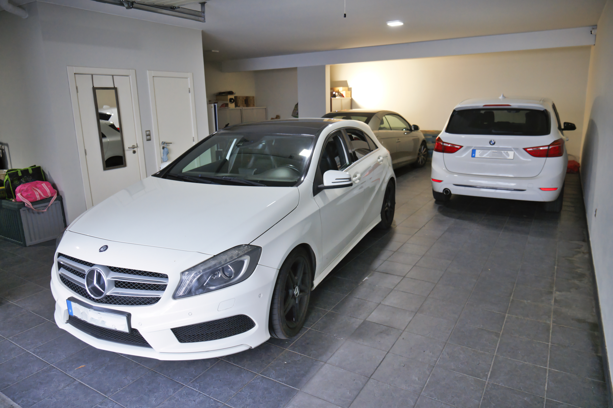 Private garage and easy road access at the Funchal property
