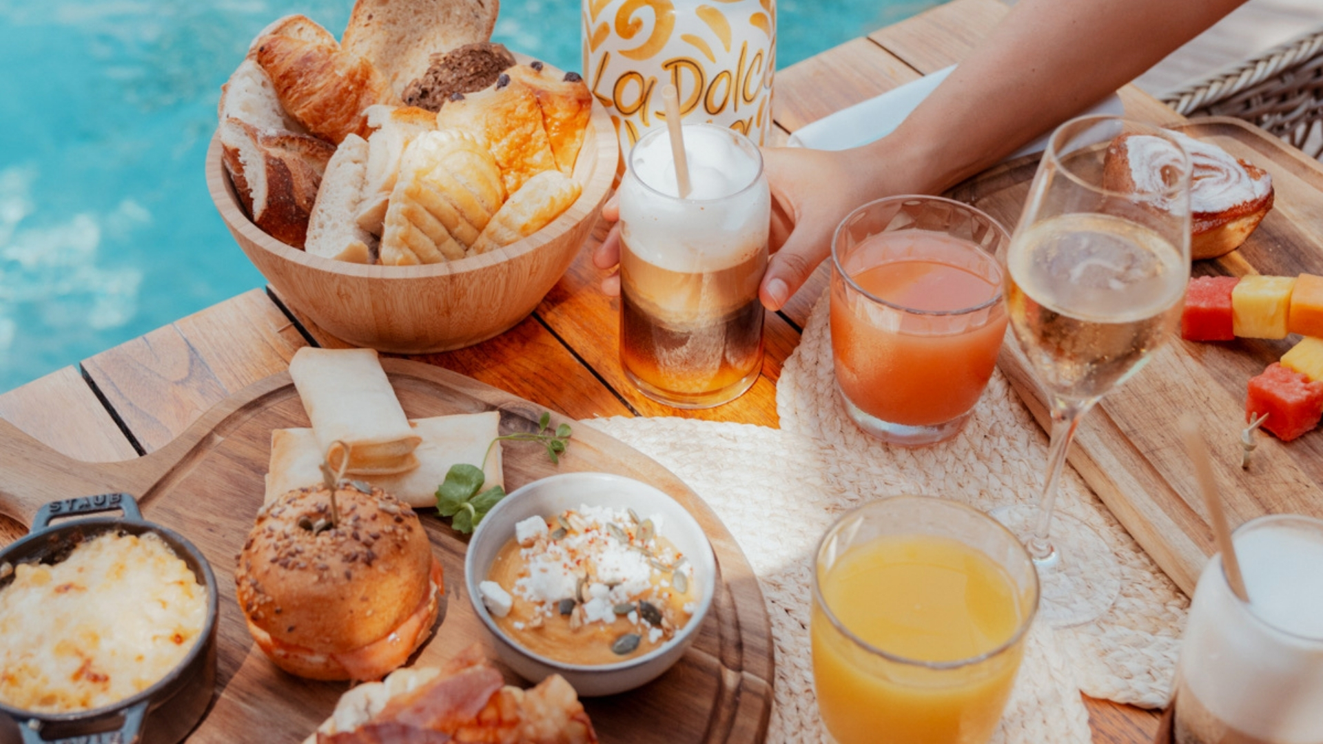 breakfast-by-the-pool-gyp-sea-hotel