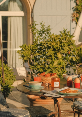 ruches-abeilles-bastide-de-marie