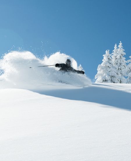 Départ au ski depuis le Lodge Park