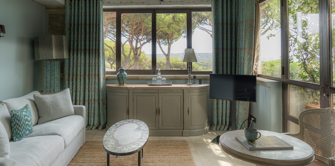 villa-marie-saint-tropez-cap-taillat-suite