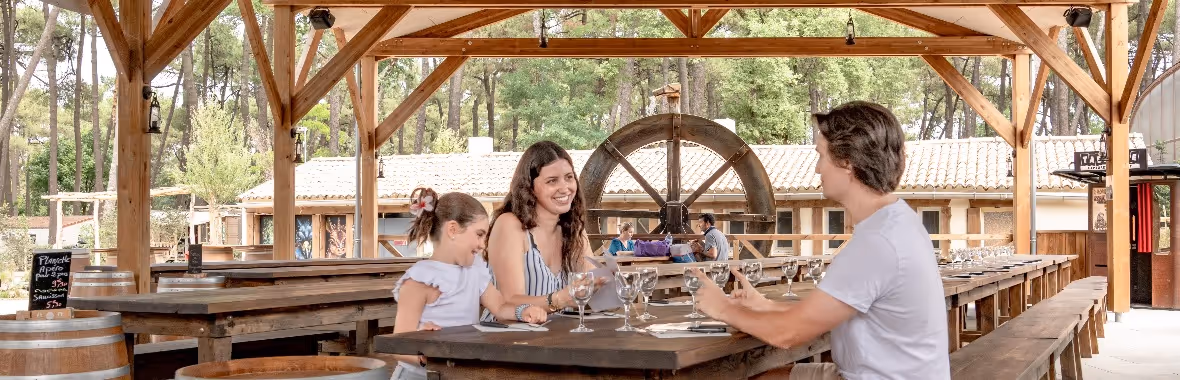 la taverne du camping au bois des biches