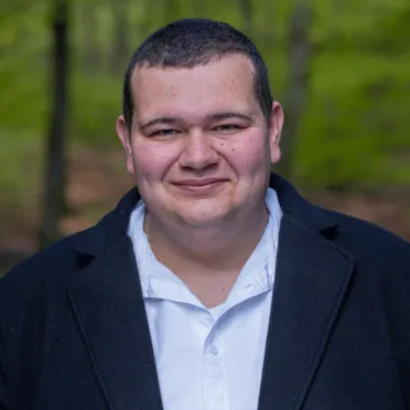 Dustin Dräger Portrait von Bestattungen Bethge in Lebach