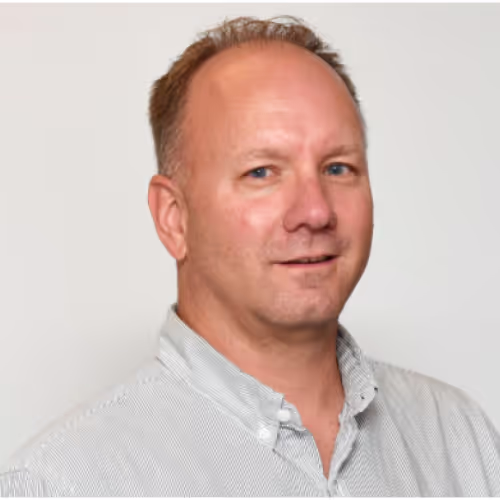 Headshot of Bob Blubaugh