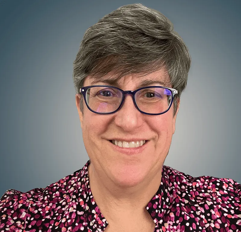 head shot of Susan Reed