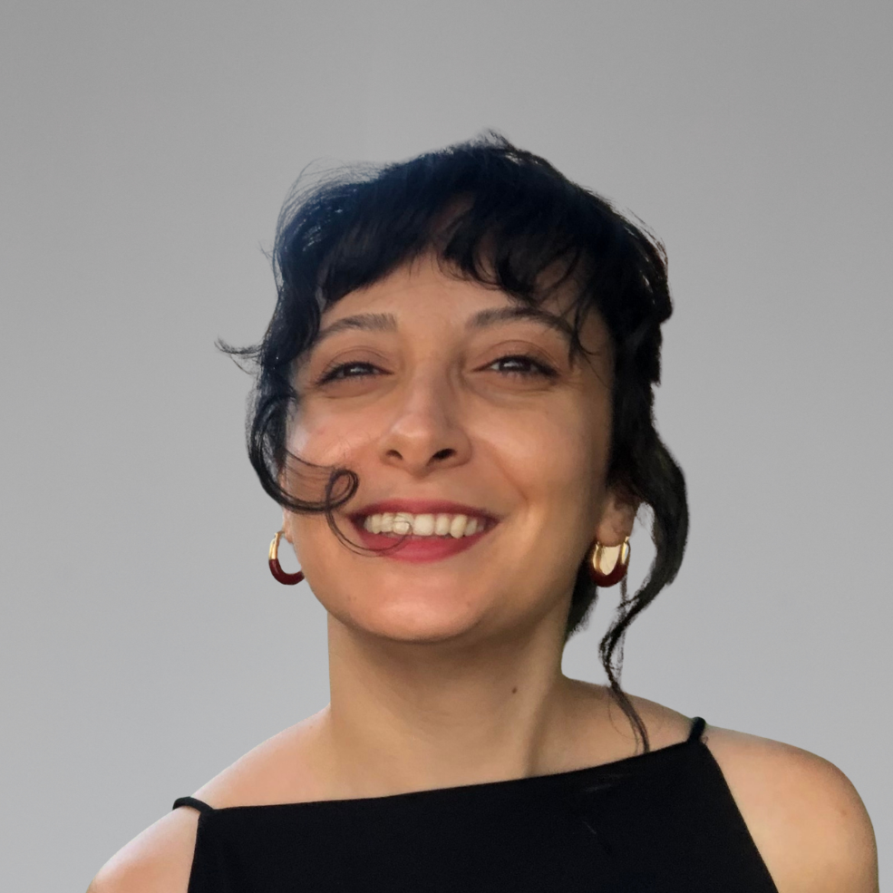 Burcu Ölcer, Team Customers