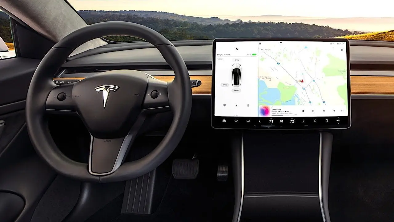 Tesla assina acordo bilionário com Samsung por chips de IA