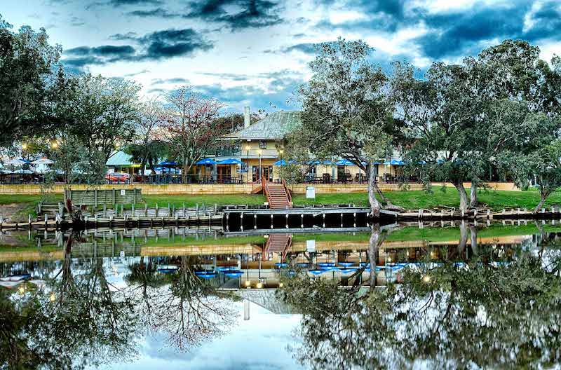 Ravenswood Tavern from the water