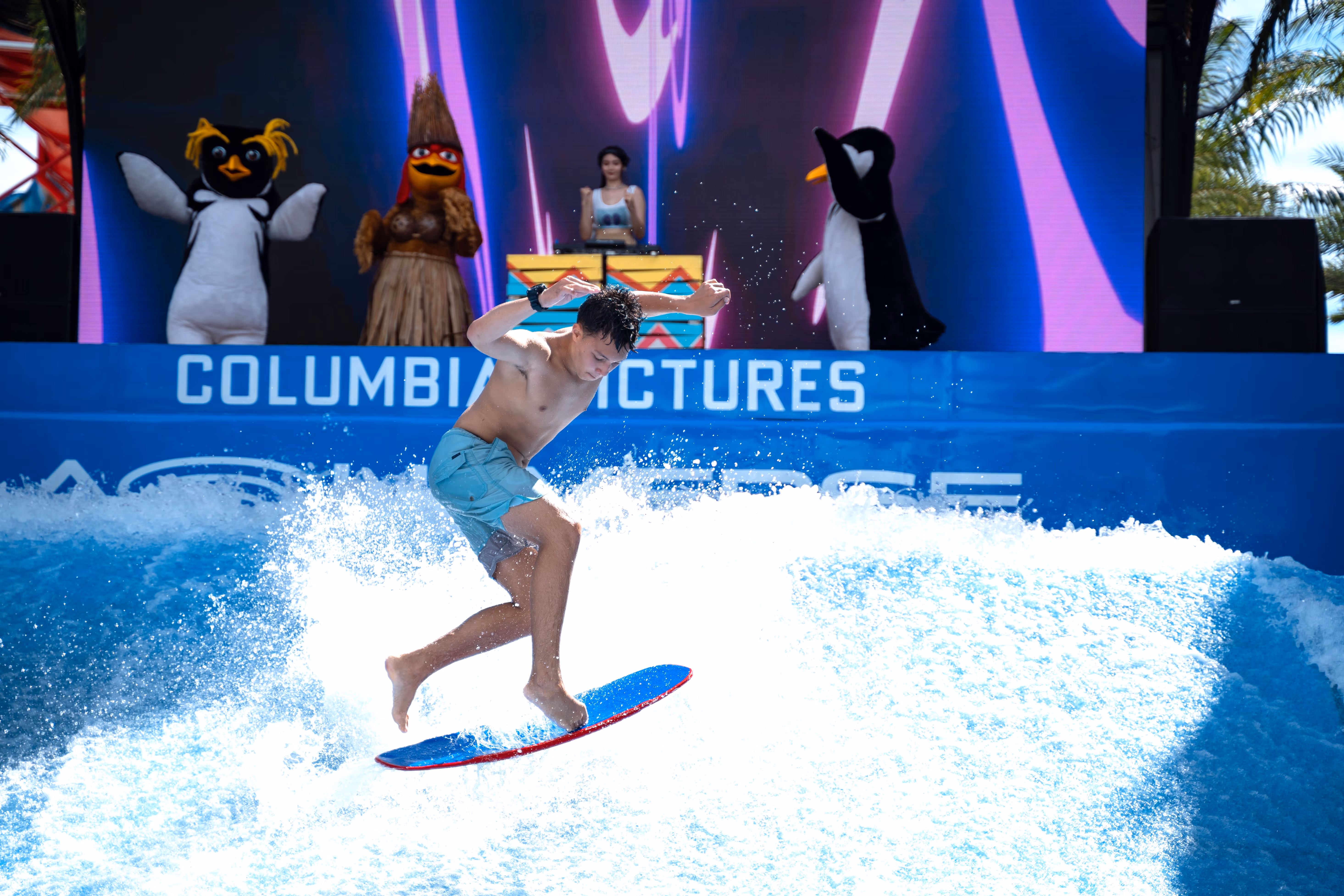 Aquaverse Surfing Experiences