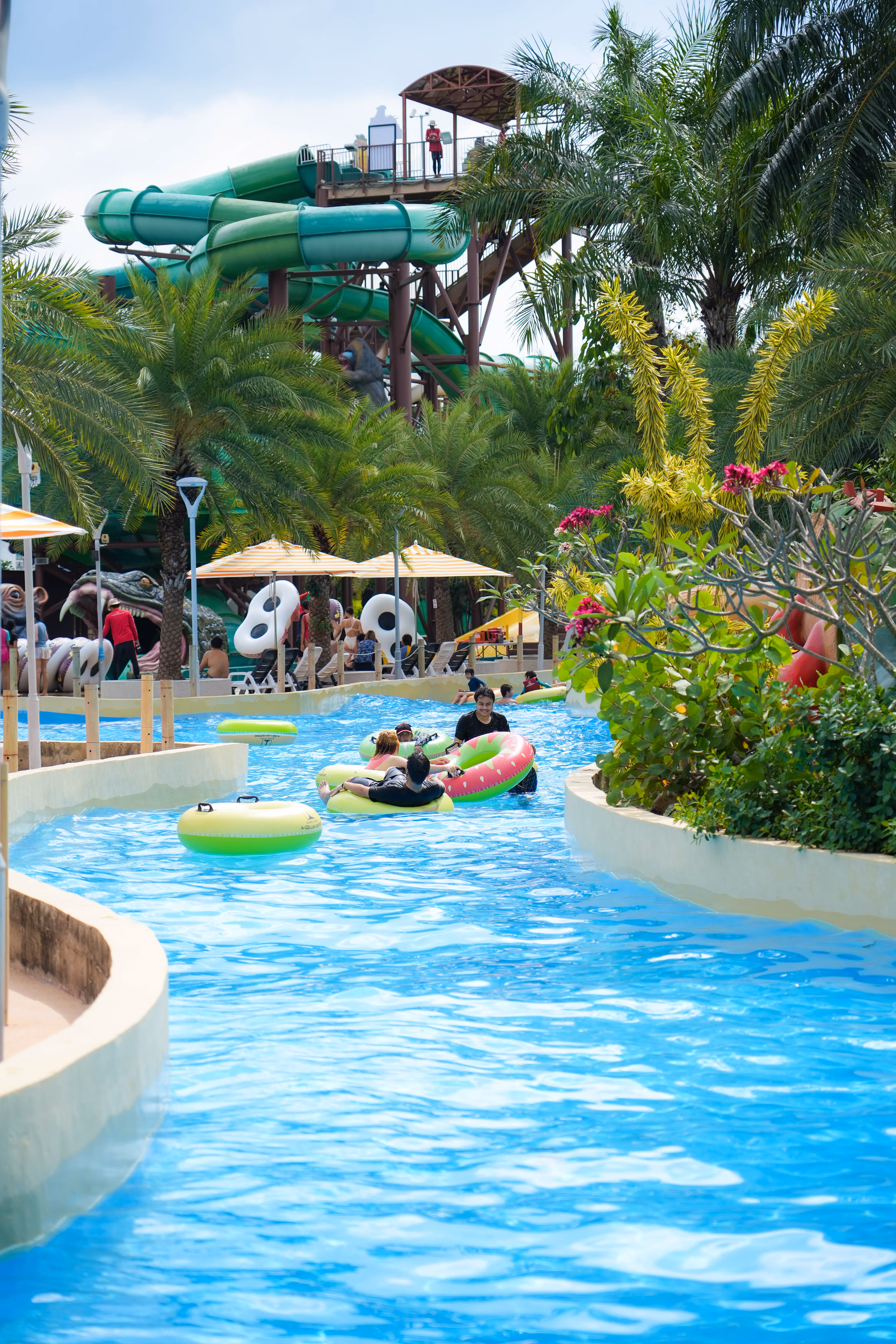 Columbia Pictures Aquaverse cloudy with a chance of meatballs lazy river