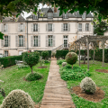 Façade principale du château du Domaine du Grand Morin.