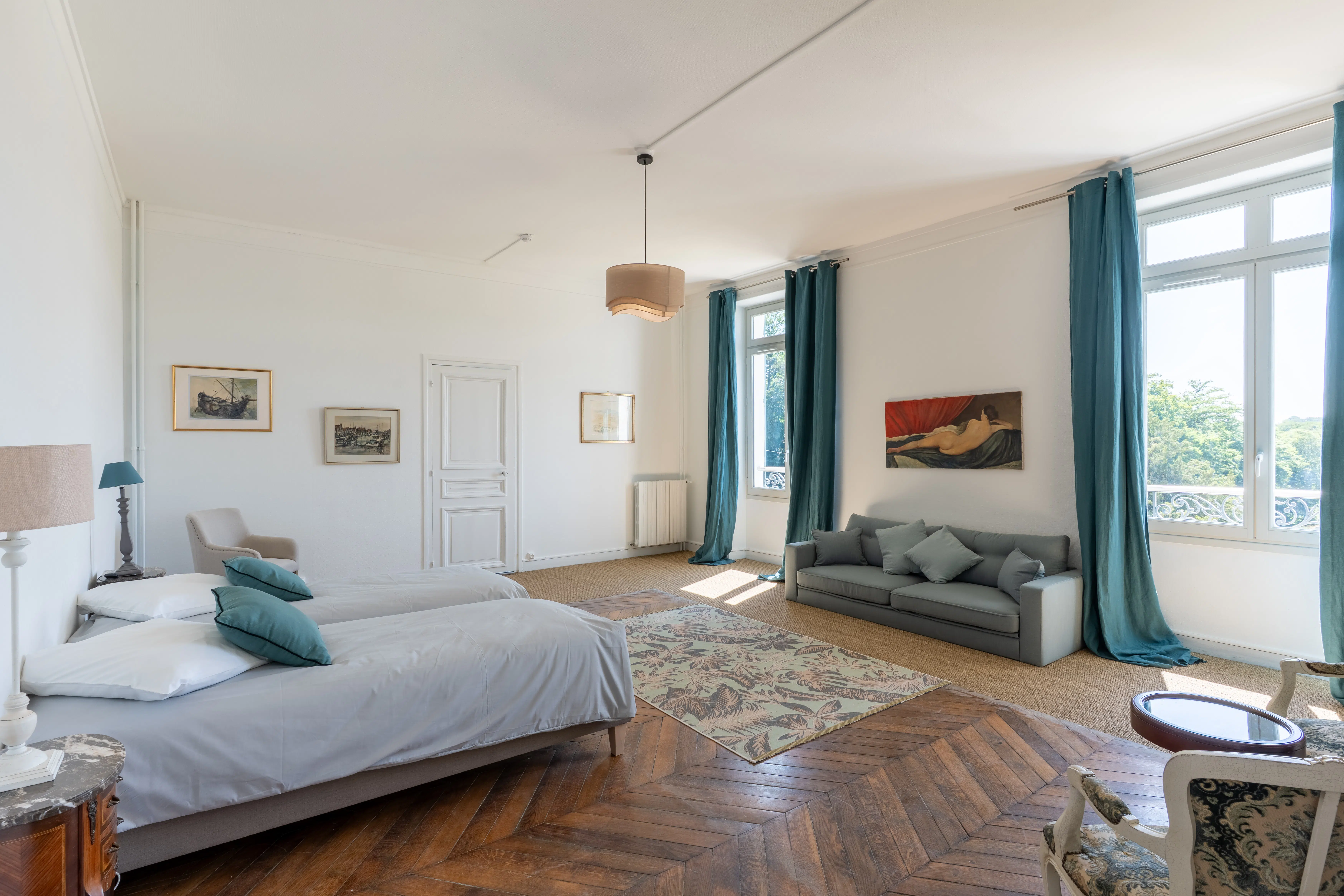 Chambre double élégante de la Maison du Château au Domaine du Grand Morin.
