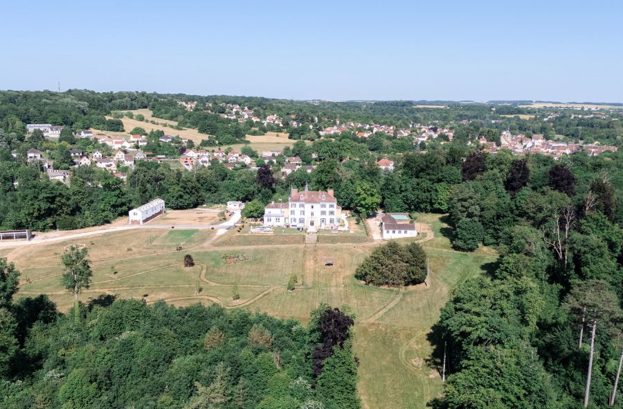 Jardin et parc arboré du Domaine du Grand Morin.