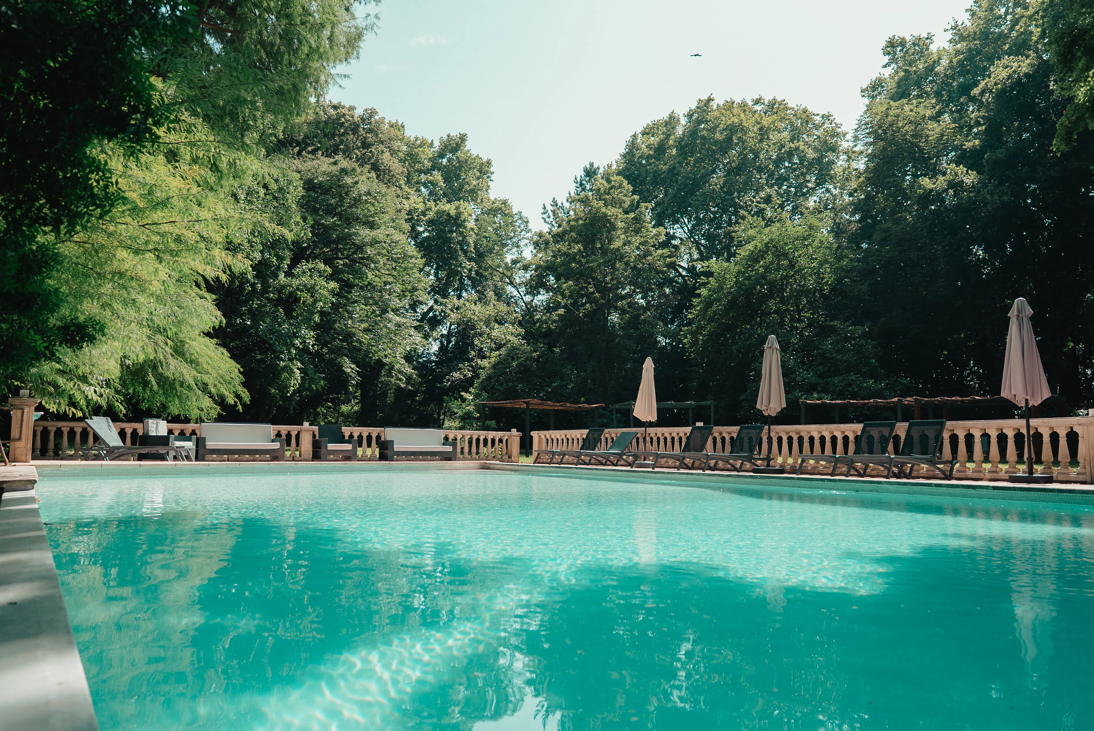 Les piscine du domaine des barrenques en provence