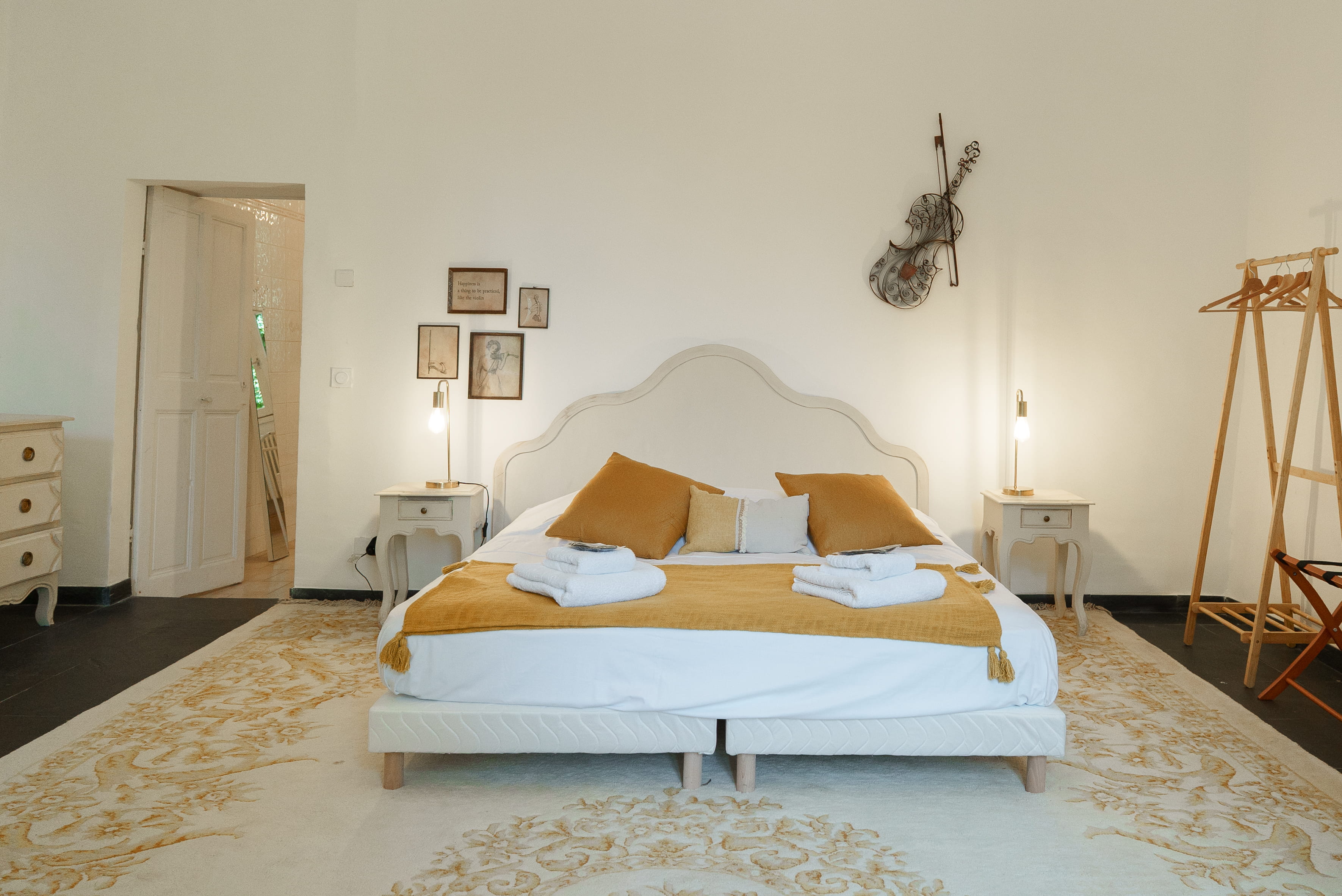 lit chateau confortable au domaine des barrenques